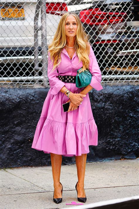 Even Carrie Bradshaw Recycles Her Wardrobe .